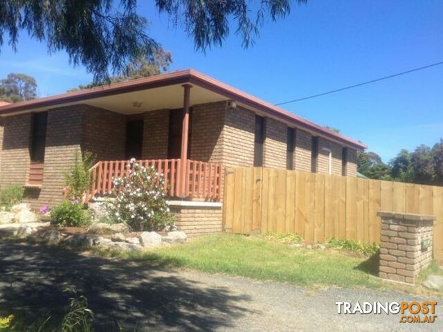 Unit 1/49 Burgess Street BICHENO TAS 7215