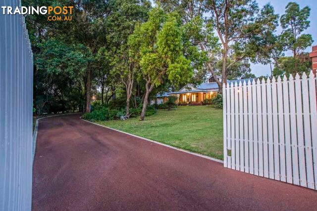 17 Kentia Loop Wanneroo WA 6065