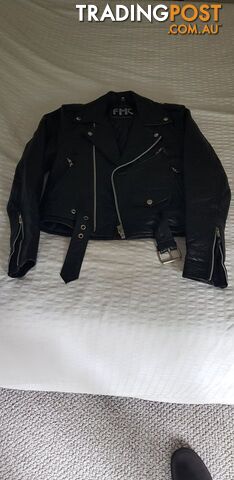 Totally Retro Ladies Genuine 100%  Leather Jacket