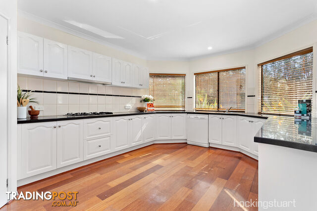 23 South Shore Avenue POINT COOK VIC 3030