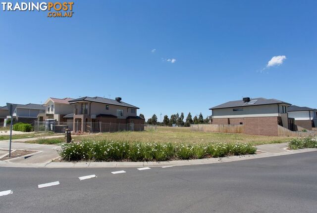 16 Chinook Way POINT COOK VIC 3030