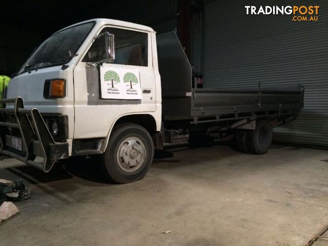 Wanted: Tow Bar wantedMitsubishi Canter tipper 1985 fe214e