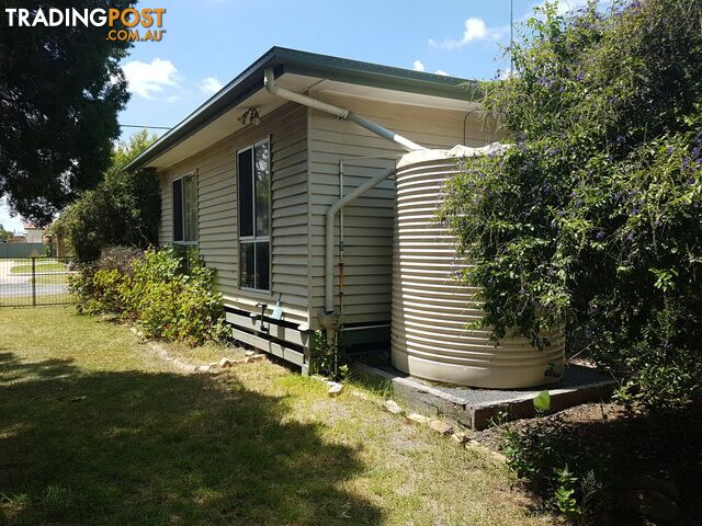 37 Myrtle Avenue WARWICK QLD 4370