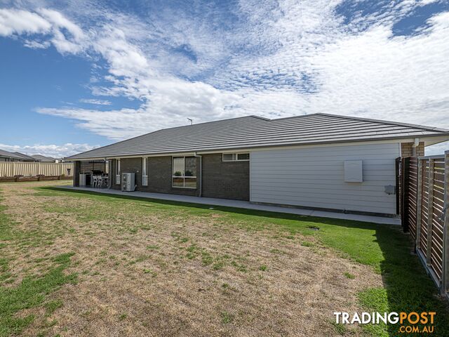 9 Lakeview Avenue WARWICK QLD 4370