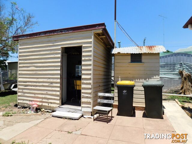 22 Wallace Street WARWICK QLD 4370