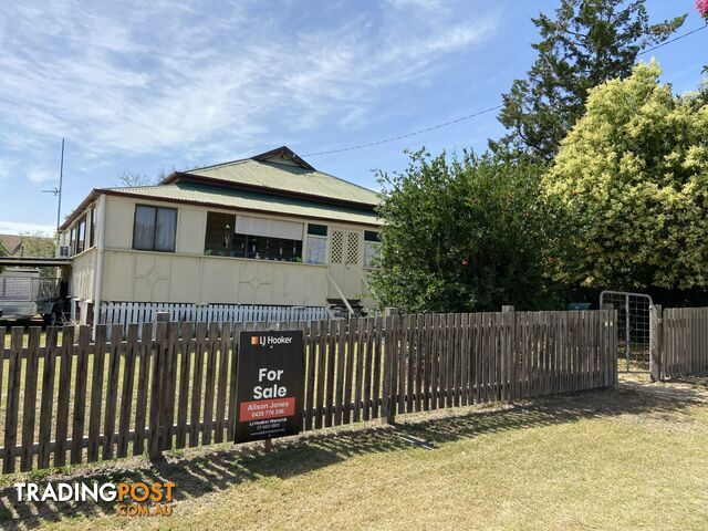 22 Wallace Street WARWICK QLD 4370