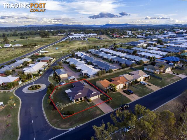 8 Flitcroft Street WARWICK QLD 4370