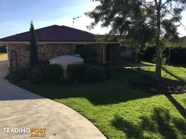 6 Colwar Court WARWICK QLD 4370