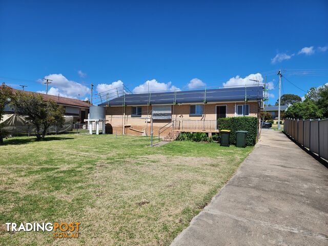 12 Redgwell Street WARWICK QLD 4370