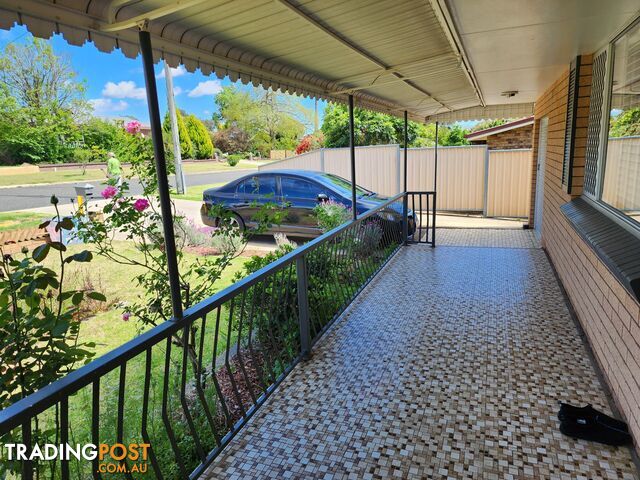 12 Redgwell Street WARWICK QLD 4370