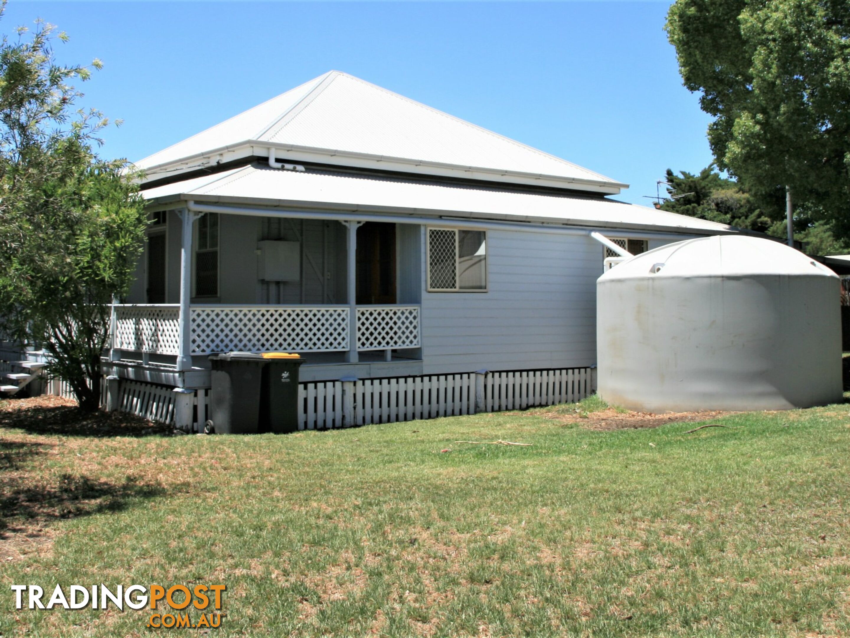 11 Drayton Street ALLORA QLD 4362