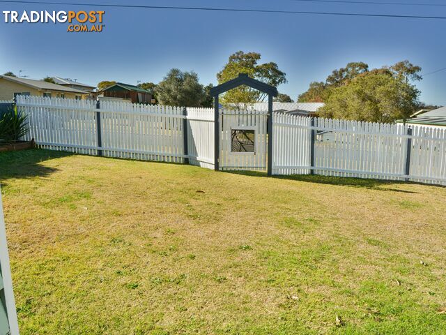 42 Furness Cresent WARWICK QLD 4370