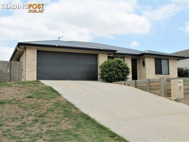 5 Capital Drive ROSENTHAL HEIGHTS QLD 4370