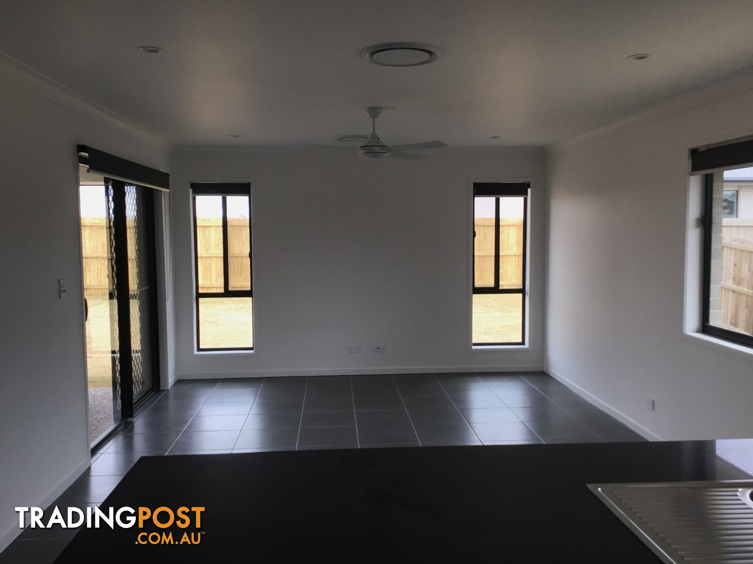 6-8 Compass Court WARWICK QLD 4370