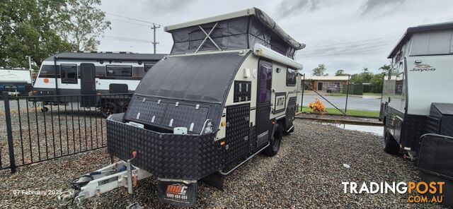 2017 MARKET XT12 CARAVAN