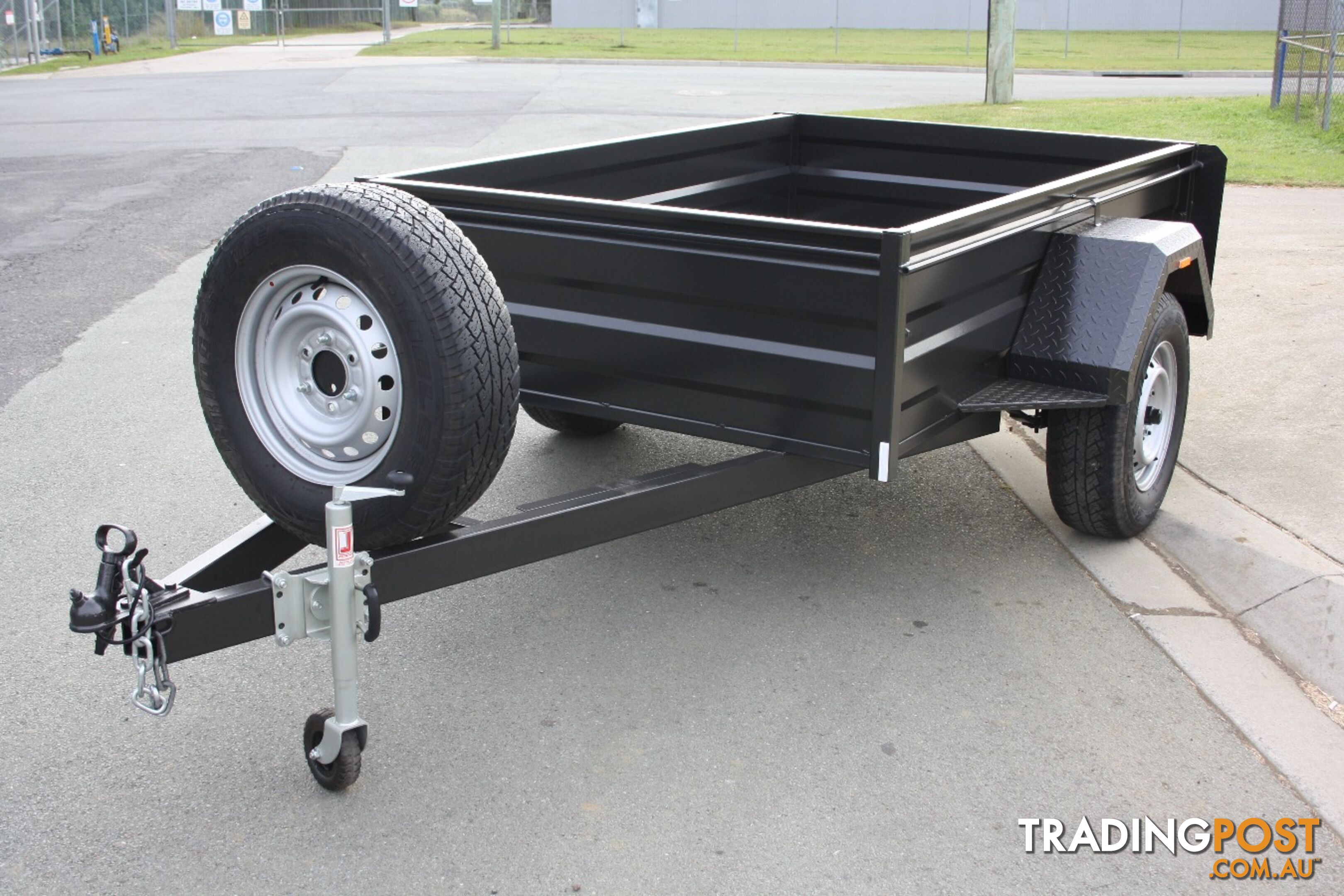 8 x 5 Box trailer