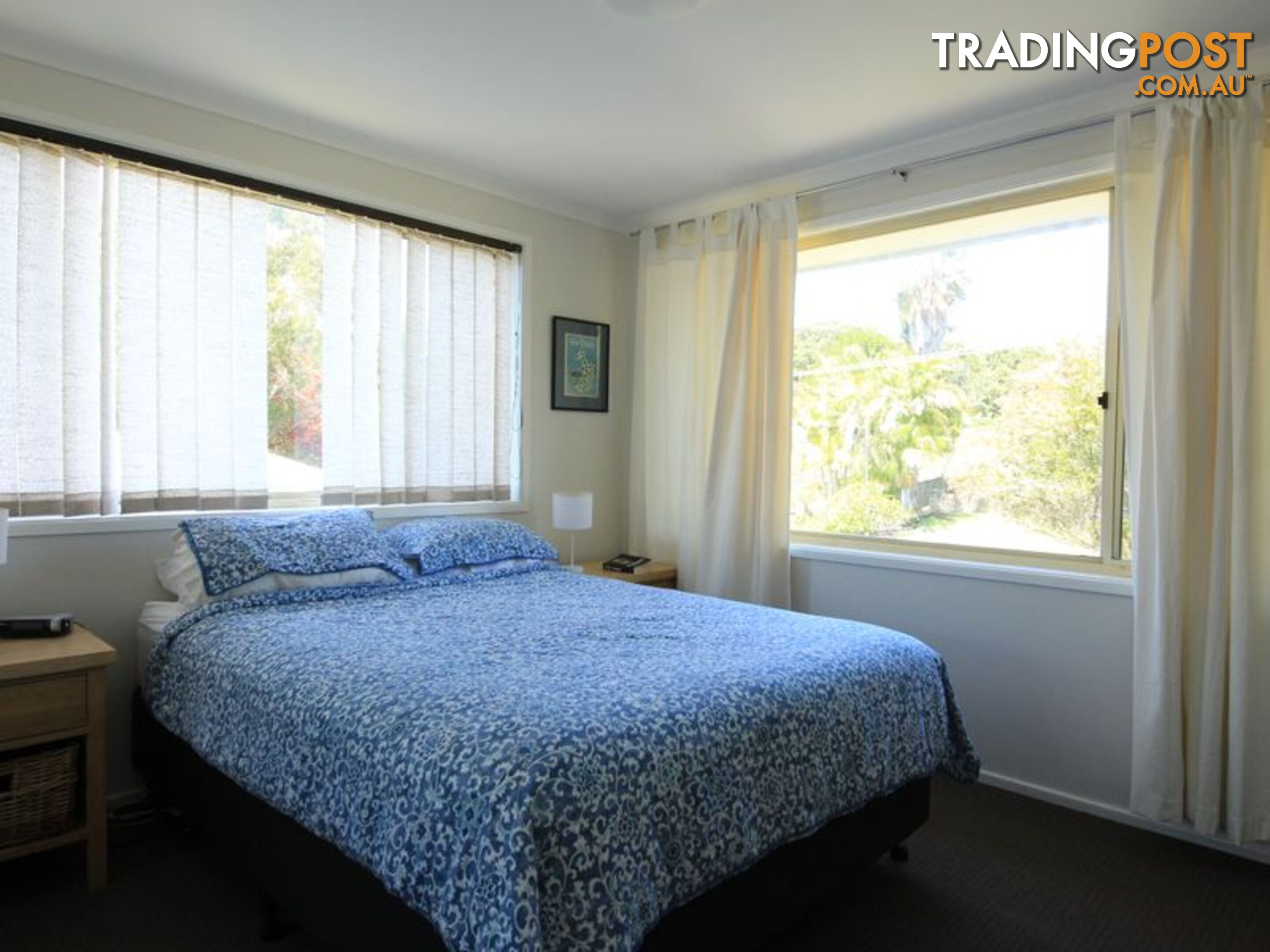 17 High Street HALLIDAYS POINT NSW 2430