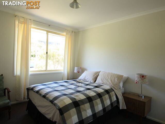 17 High Street HALLIDAYS POINT NSW 2430