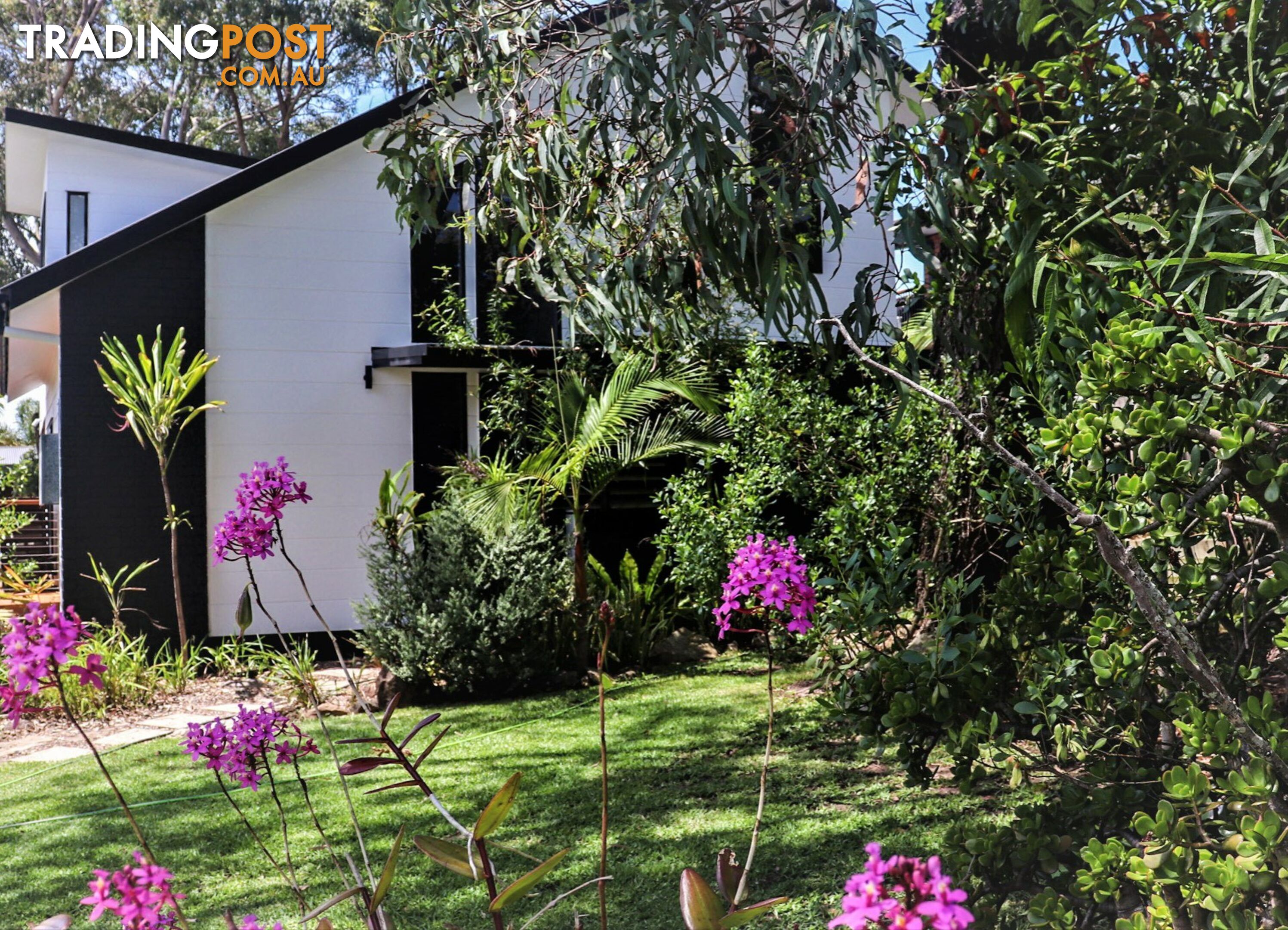 8 Sapphire Parade DIAMOND BEACH NSW 2430