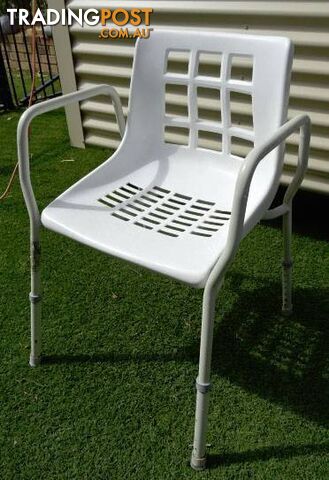 Shower Chair White, Used but good cond, mobility chair