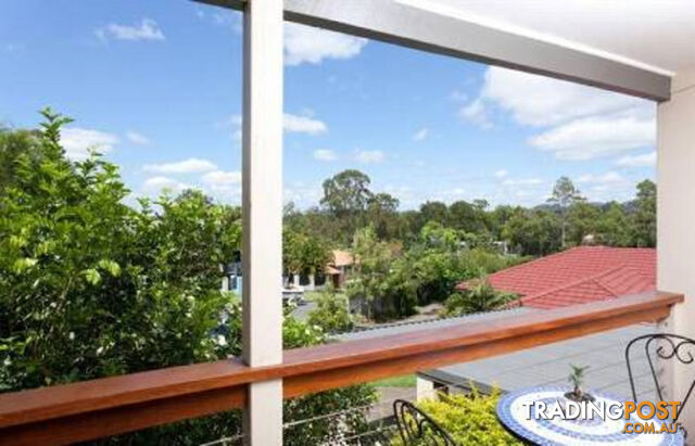 10 Kiandra Street CHAPEL HILL QLD 4069