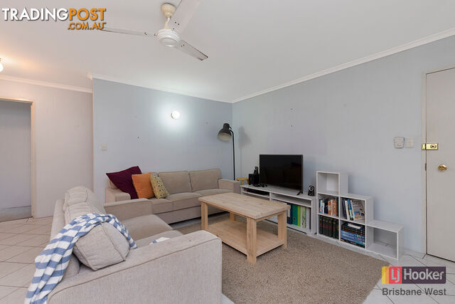 23/26 Carr Street ST LUCIA QLD 4067