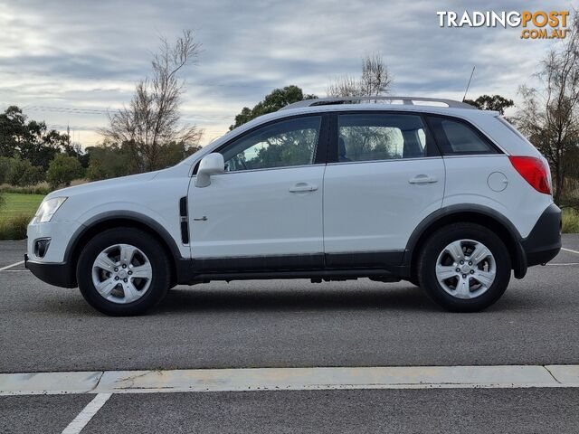 2011 HOLDEN CAPTIVA 5 (4x4) CG SERIES II 4D WAGON - photo 4 of 26