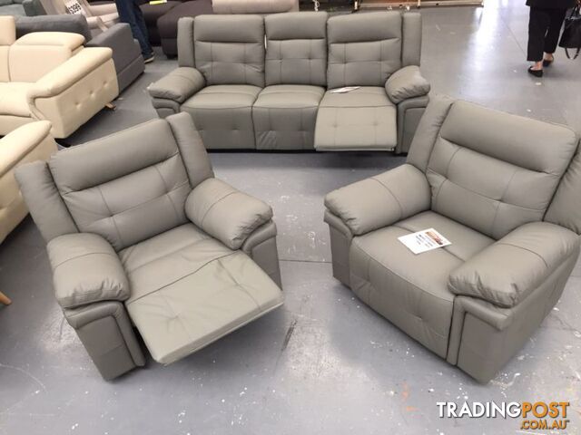 LEATHER SOFA OUTLET SALE - photo 2 of 11