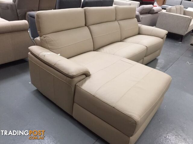 LEATHER SOFA OUTLET SALE - photo 5 of 11