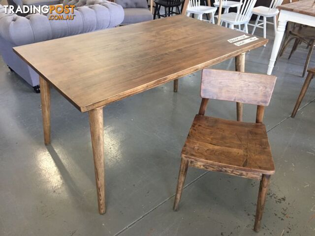 Retro Style Dining Table 1.4m - BRAND NEW
