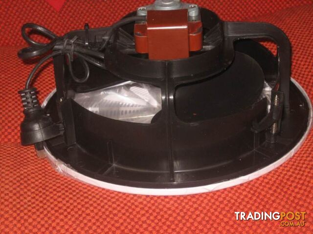 New Arlec exhaust Fan - photo 2 of 3