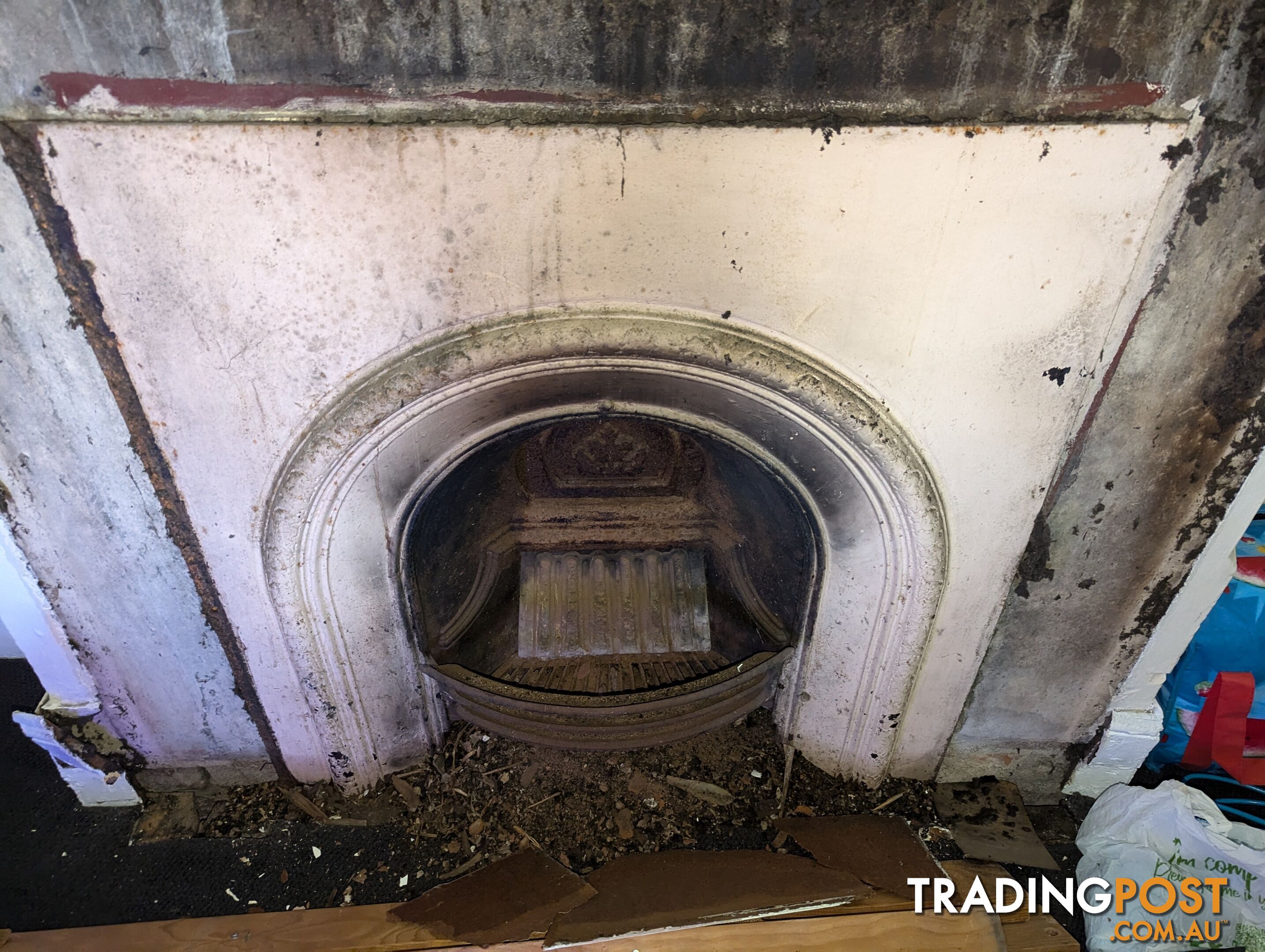 2 x cast iron fireplaces and shielding and mantle pieces (buyer can buy individual)