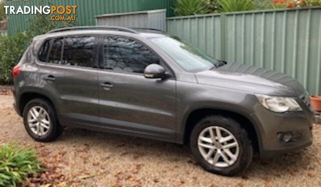 2011 VW Tiguan - one owner