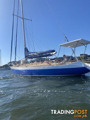 Blue water custom Ben Lexcen 48ft blue water steel sloop "YOKO"