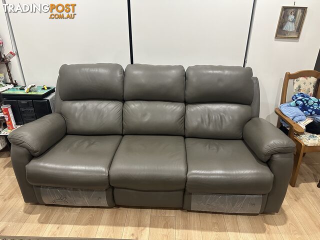 Leather lounge