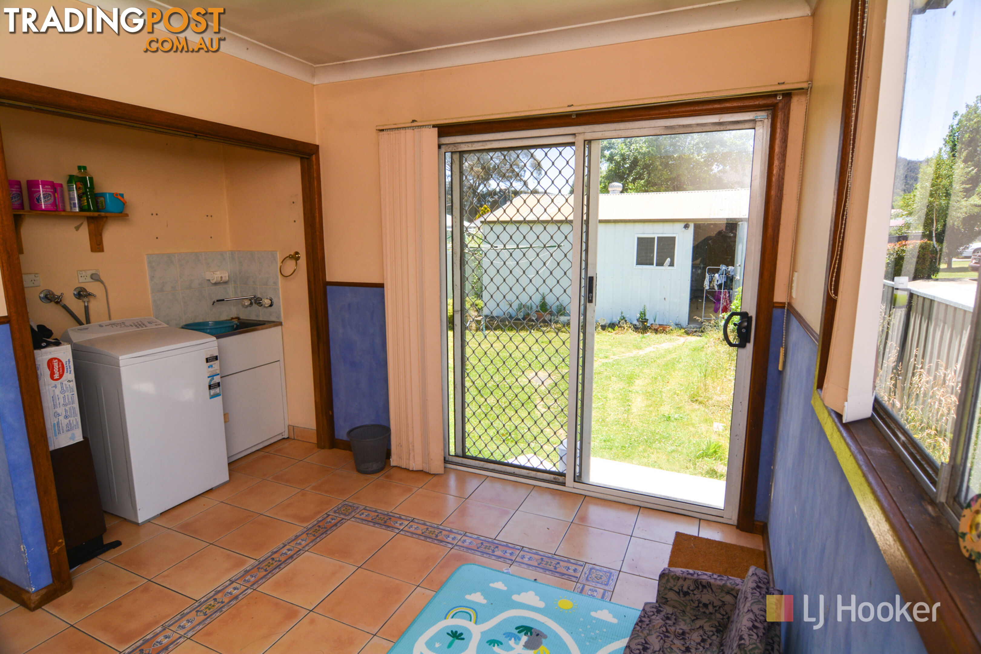 8 Caroline Avenue LITHGOW NSW 2790