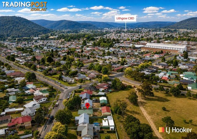 34 Bayonet Street LITHGOW NSW 2790 - photo 4 of 12