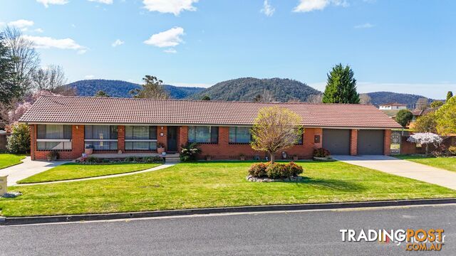 5 Curtin Place LITHGOW NSW 2790