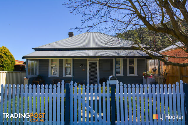 12 Victoria Avenue LITHGOW NSW 2790