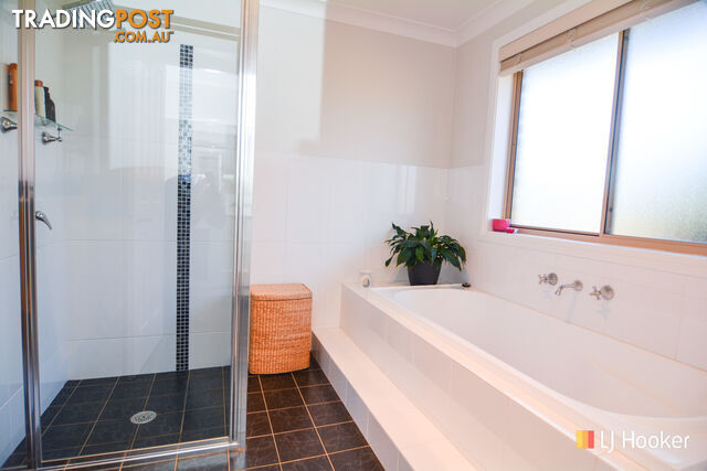 1 Fitzpatrick Place LITHGOW NSW 2790 - photo 5 of 25