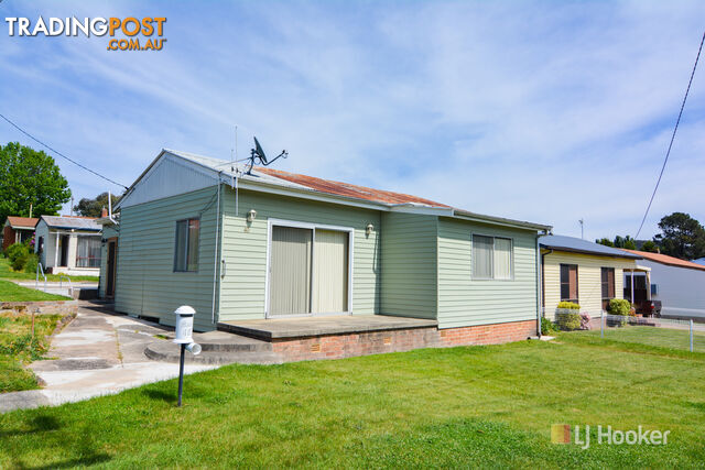 40 Tweed Road LITHGOW NSW 2790