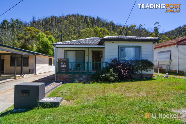 108 Sandford Avenue LITHGOW NSW 2790