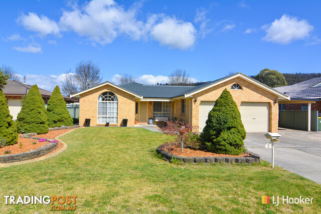 2 Mortlock Close LITHGOW NSW 2790