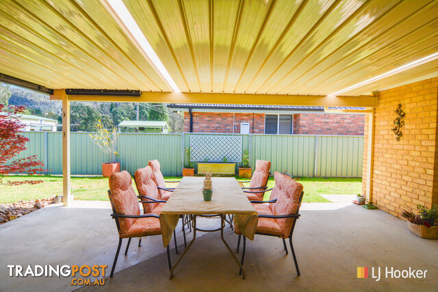 2 Mortlock Close LITHGOW NSW 2790