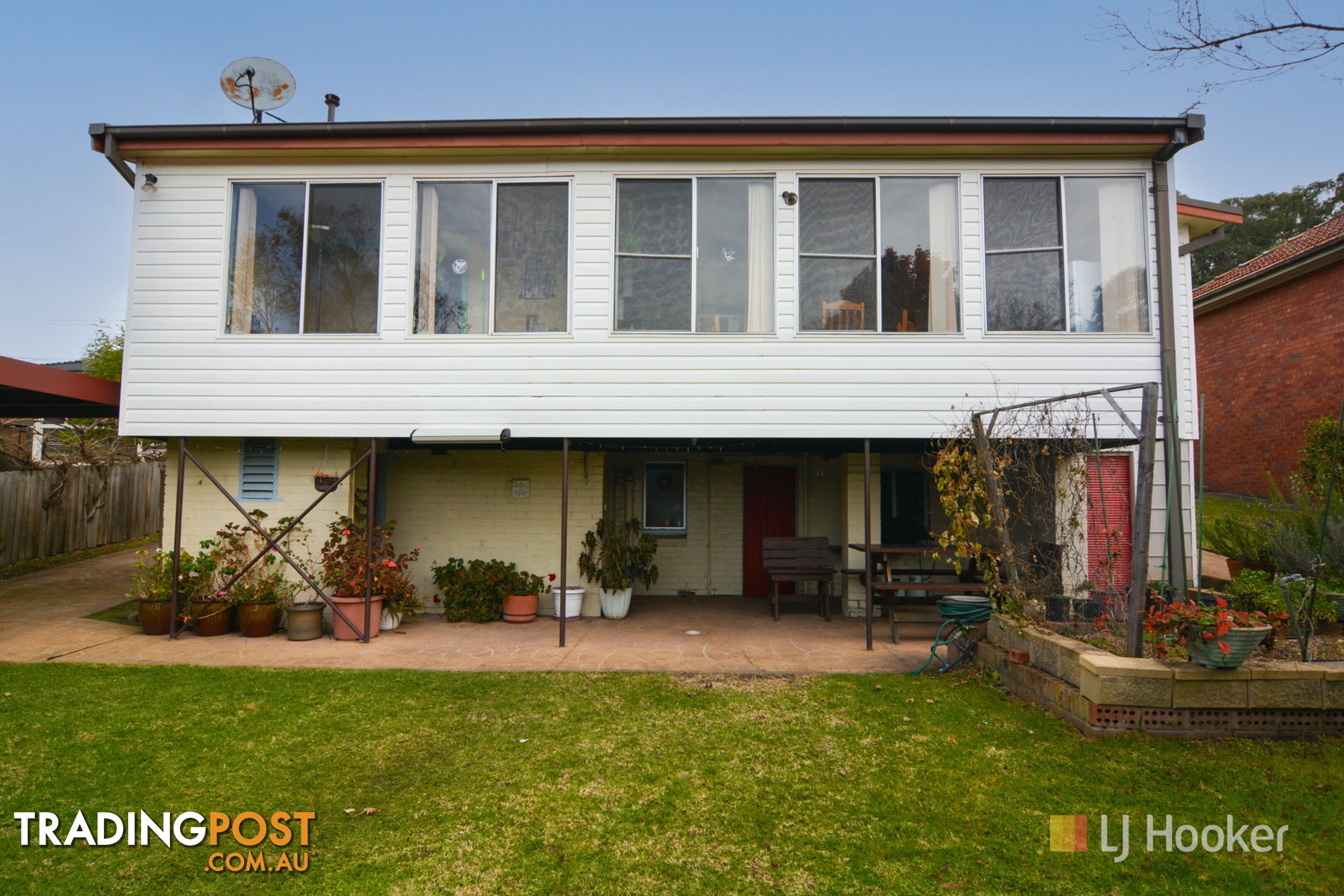 2 Hill Range Crescent LITHGOW NSW 2790