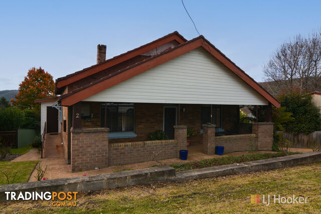 2 Hill Range Crescent LITHGOW NSW 2790