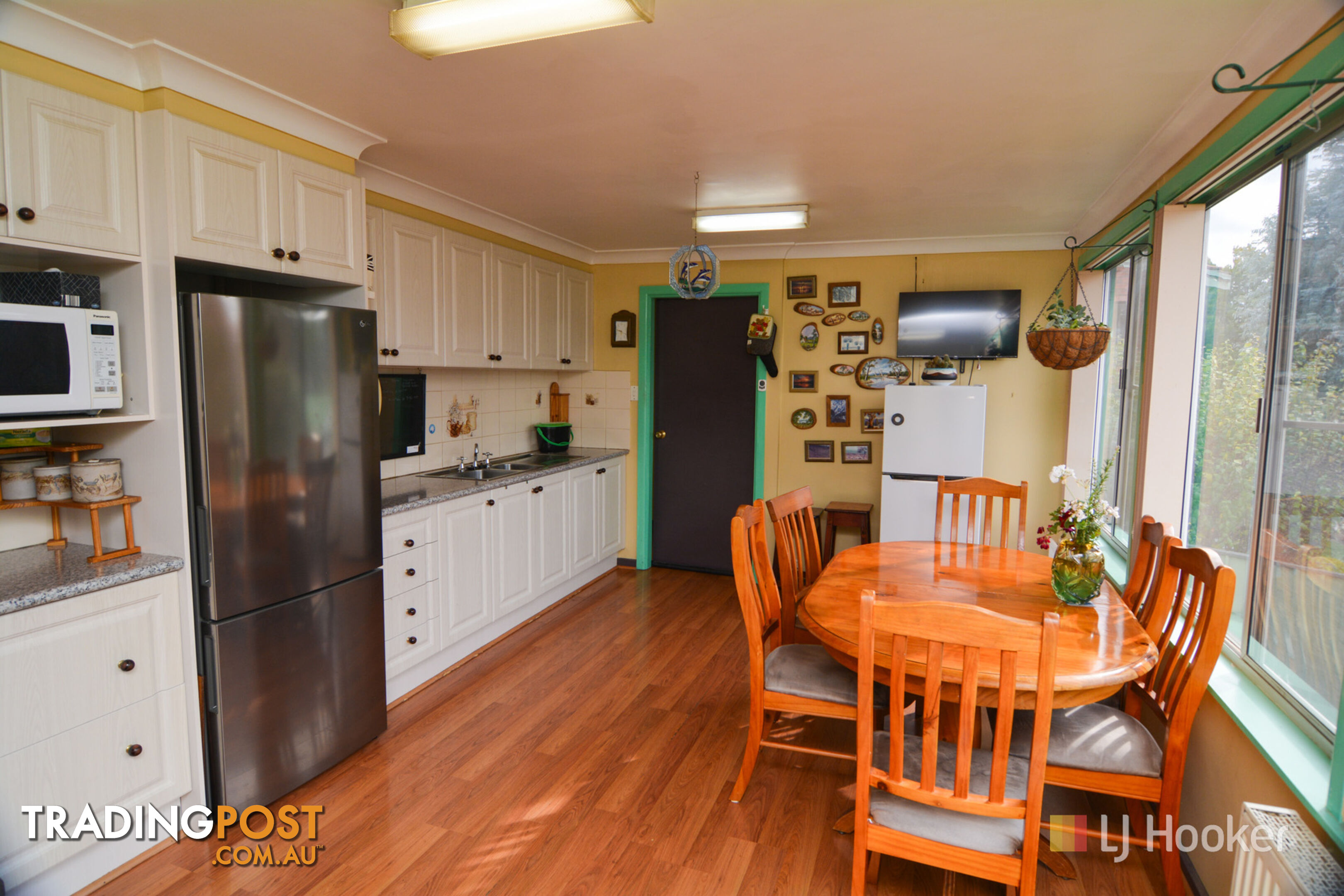 2 Hill Range Crescent LITHGOW NSW 2790