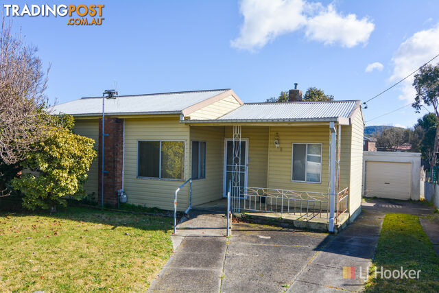 8 Buttress Place LITHGOW NSW 2790