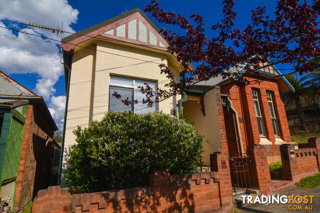 19 Bridge Street LITHGOW NSW 2790