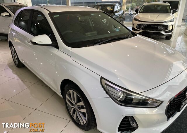 2017 HYUNDAI I30   HATCH